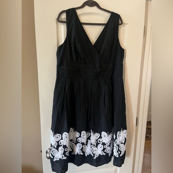 Connected Apparel Black Sleeveless Summer Dress with Butterfly Embroidery 16W - Picture 14 of 16